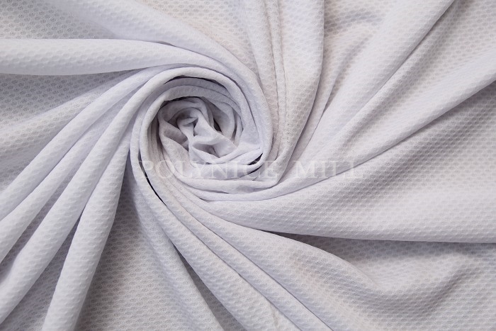 FDY 100% POLYESTER WHITE COLOR MESH FABRIC WITH WICKING FINISH FOR SPORTSWEAR